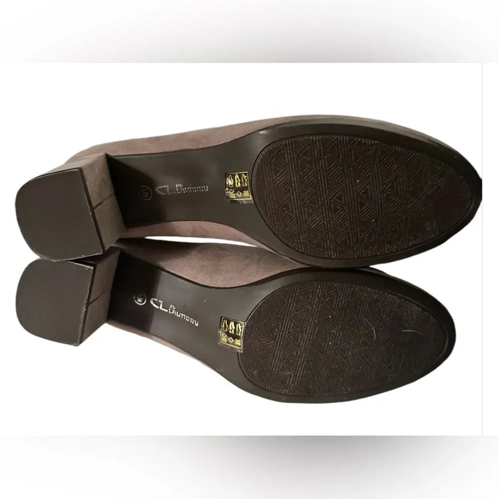 CL Chinese Laundry Anete Women Round Toe Faux Suede Taupe Heels Size 9.5 NEW